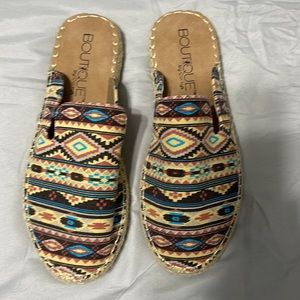 NWOT Boutique Purchased Aztec Print slip ons espadrilles
